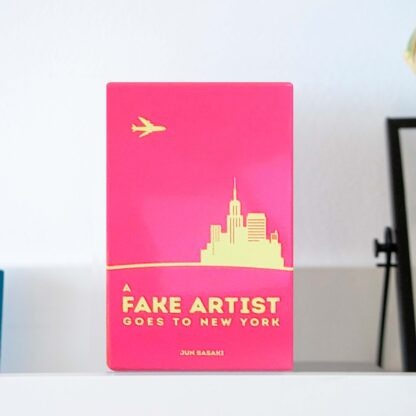 Настільна гра "A Fake Artist Goes to New York"