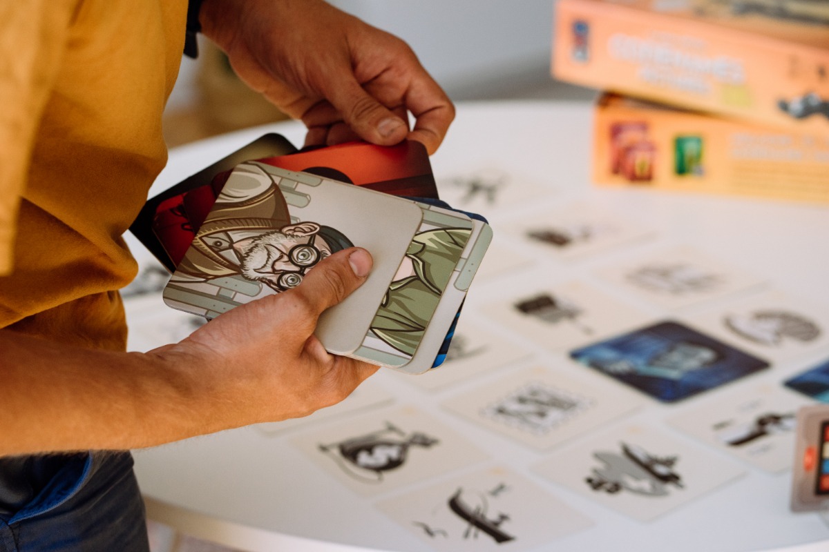 Настільна гра "Кодові імена: Малюнки" - Зображення 2