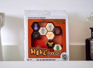 Настільна гра "Hive: Pocket" купити