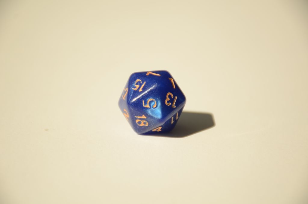 Кубик D20 – Темно-синій