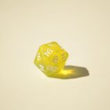Кубик D20 прозорий – Лимонний Кубик D20 прозорий – Лимонний купити